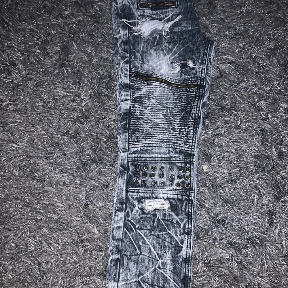 Pants - Picture 2 of 4